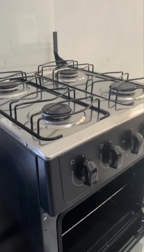 VENDO FOGÃO REALCE ARES 4 BOCAS