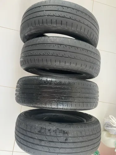 Vendo 04 pneus 185x65xR15 usados meia vida 