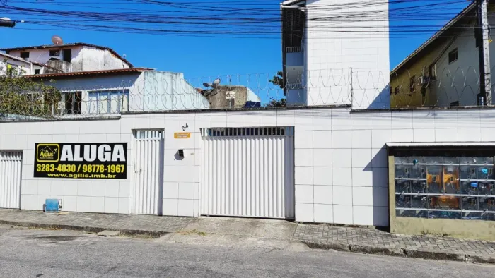 Apartamento para Locação em Fortaleza, Montese, 2 dormitórios, 1 banheiro, 1 vaga