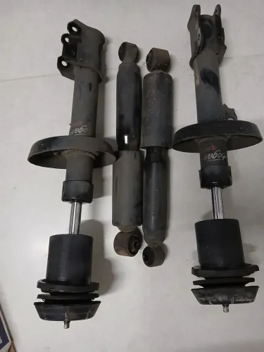 Kit amortecedor dianteiro e traseiro zafira