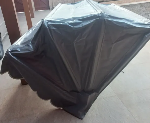 Toldo de Janela Capota - Largura 1.78 / Altura 1.15 -