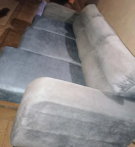 Vendo sofá retrátil 3 lugares reformado as poltronas tecido novo na mesma cor entrego 