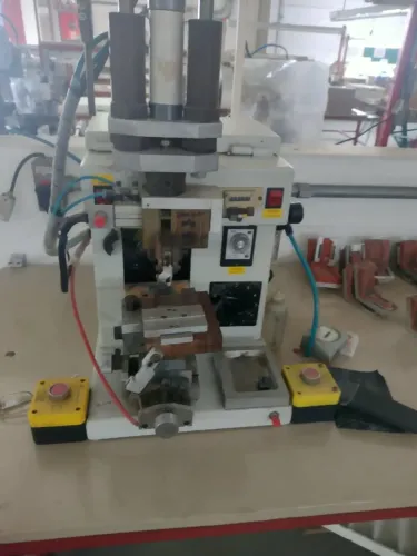 Maquina de gravação de charneira em armações frontal de Acetato