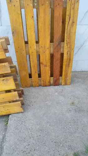 Vende-se cama de Palete