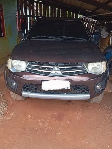 Mitsubishi L200 Triton HLS 2.4 Flex 16V CD Mec. 2015