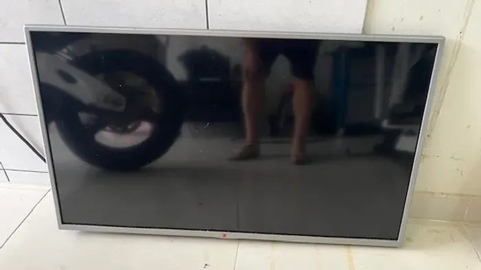TV LG 39"