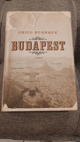 Livro Budapest - Chico Buarque - RARO - em inglês