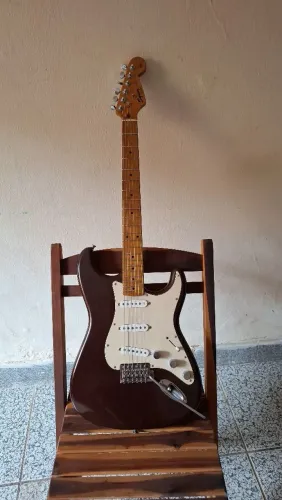 VENDO GUITARRA SQUIER CALIFÓRNIA