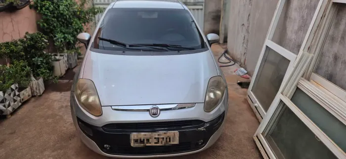 Fiat Punto Attractive Italia 1.4 F.flex 8V 5P 2013