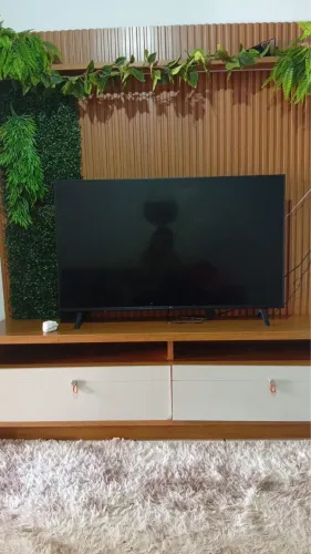 Vende se tv