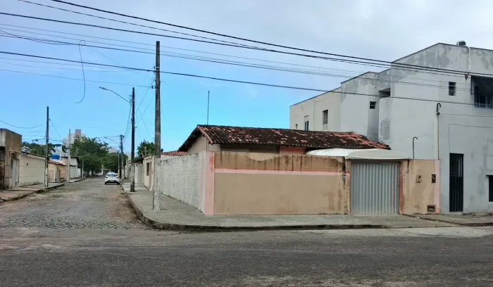 CASA PARA COMÉRCIO EM NEÓPOLIS NA BR 101 DE FRENTE A PASSARELA - ACEITA FINANCIAMENTO BANC
