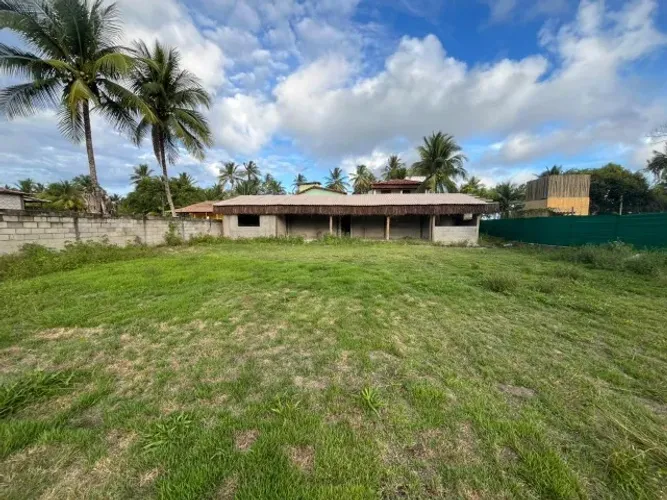 Terreno (escriturado) de 646m² no Loteamento Praia de Ilhéus - BA