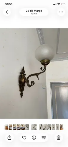 Lote com 4 arandelas em metal com acabamento em bronze maciço