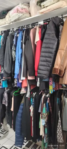 Vendo lote de roupas novas ,com etiqueta