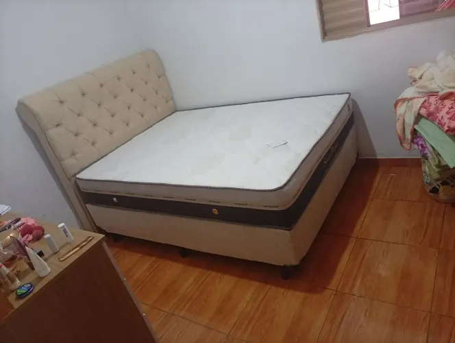 Cama casal box e colchão e cabeceira