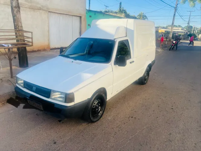 Fiat Fiorino Furgão 1.5 MPI / I.e. (álcool) 2002