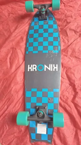 Skate Cruiser Kronik Quadriculado 