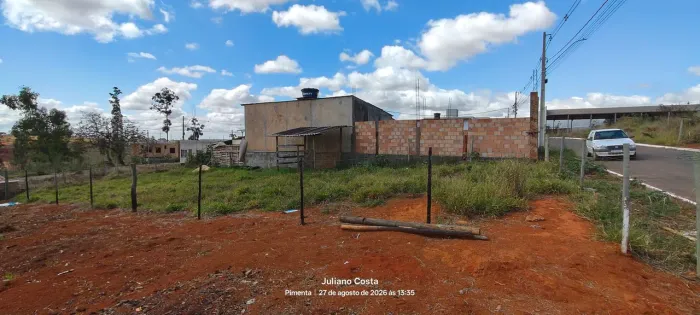 Vendo lote na Rua Totonho Costa, Bairro Belvedere