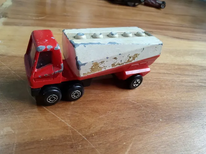 Carrinho Matchbox antigo 