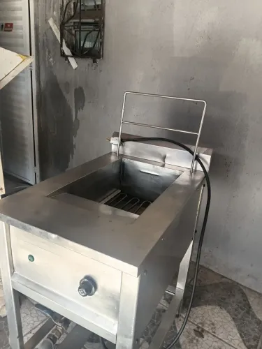 Máquina de assar frango