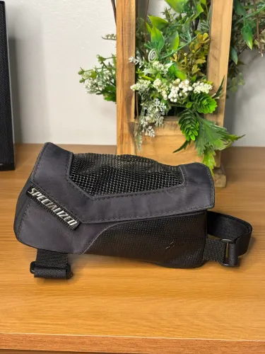 Bolsa de Quadro Specialized, fechamento Magnético.