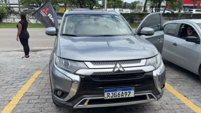 Mitsubishi Outlander HPE-S 3.0 V6 4X4 5P Aut. 2022