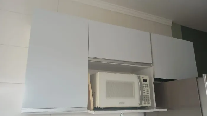 Armário de cozinha aéreo