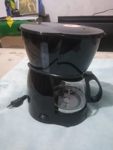 Cafeteira Britânia zerada