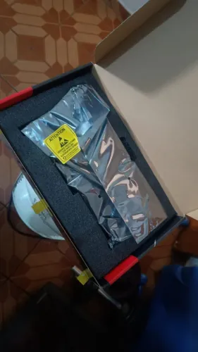 Placa de video RX7600 nova lacrada
