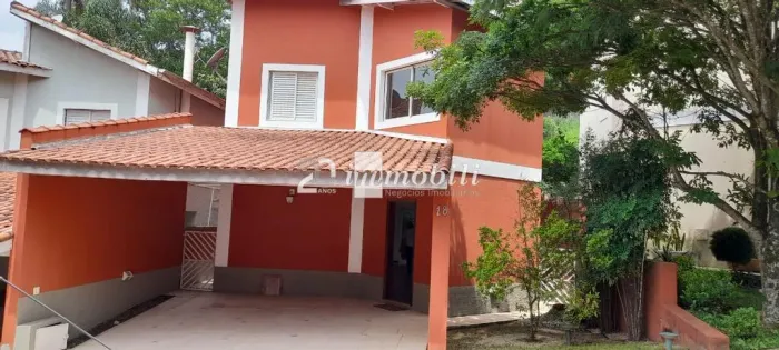 Resid. Recanto das Flores 3 Dorm 2 Suítes c/ Lareira e Churrasqueira por R$ 980.000,00 - G