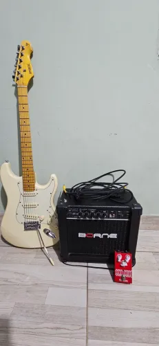 Guitarra + cubo + pedal