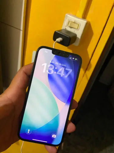 Vende se IPhone 13 128 verde