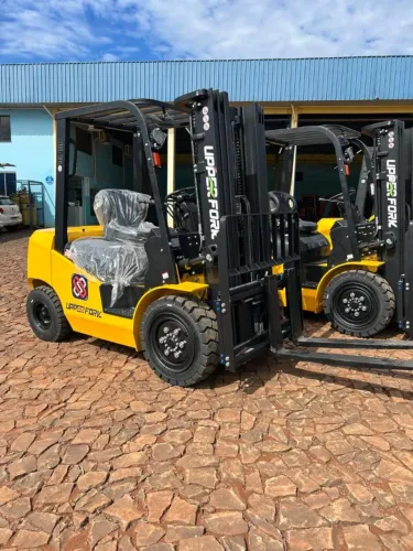 Empilhadeira a Diesel , Modelo upper fork, Novo zero nunca usada