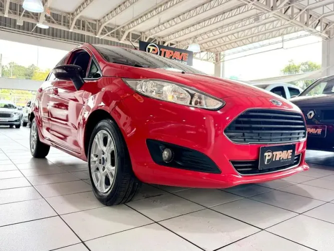 Ford Fiesta 1.6 16V Flex Aut. 5P 2015