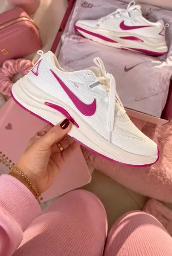 Tênis feminino Nike 