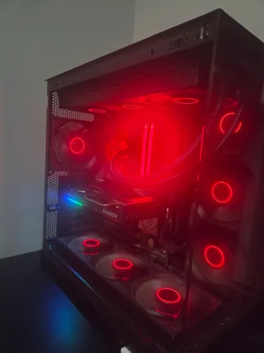 PC Gamer AM5 Ryzen 7800X3D  B850 Eagle Wifi 9060XT 16GB 1 TB Nvme 16GB Ram Corsair RGB.