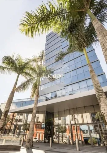 SALA COMERCIAL COM 42,11 M², VISTA LIVRE E EXCELENTE ESTRUTURA