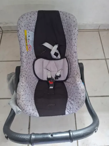 Bebê Conforto Infantil - Conservado e Seguro