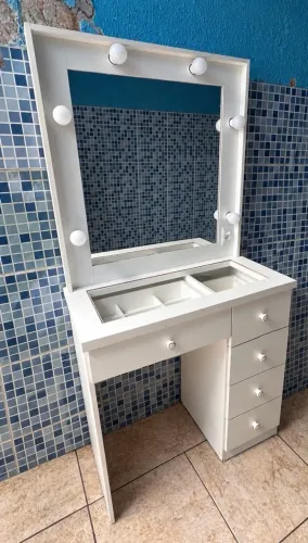 Penteadeira camarim 100% MDF
