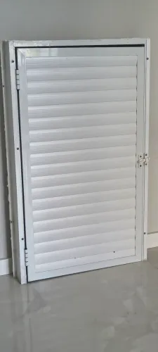 Porta de Acesso em Alumínio/0,57×0,94