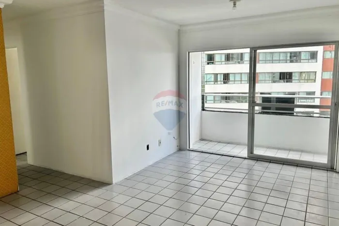 Apartamento à Venda no Rosarinho com 2 quartos, suíte e lazer.