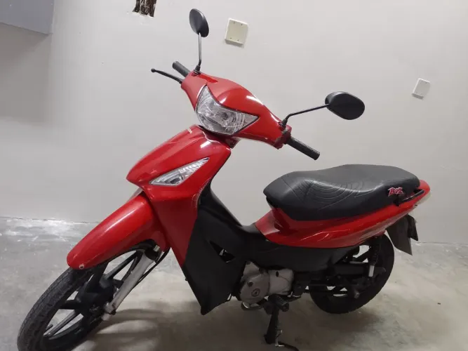 Biz 125 ...Valor 8.500....contato: *