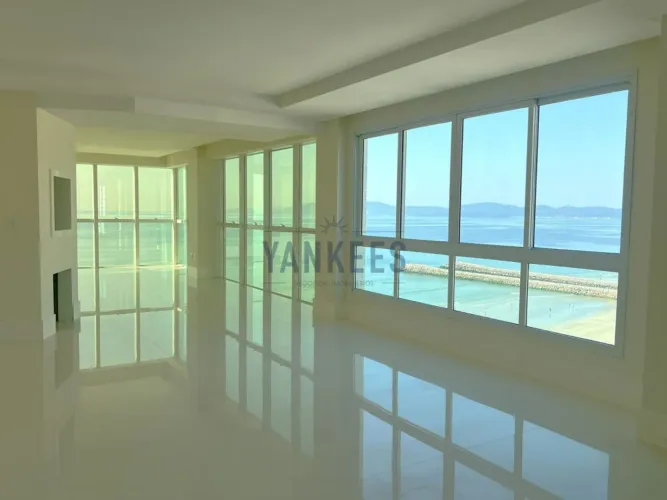 Riviera Del Sol Residence