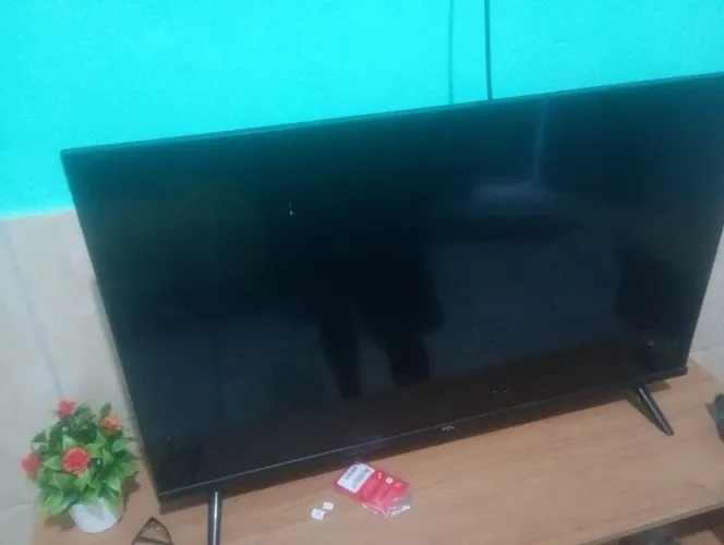 tv tcl 32" perfeito estado 43