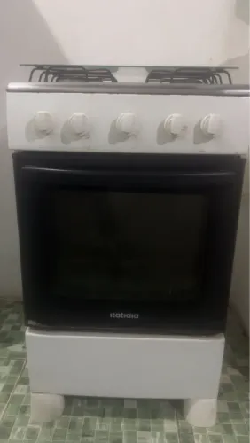 Fogão com preço bom para vender rápido , forno funcionando perfeitamente
