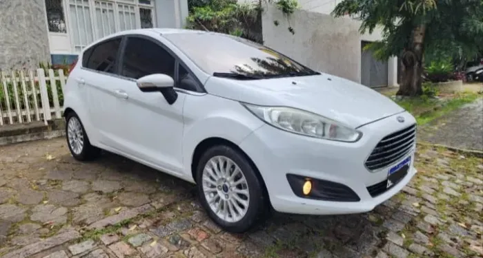 Ford Fiesta Tit.plus 1.0 12V Ecoboost Aut. 5P 2017