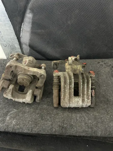 Pinça de freio traseira Jetta golf e audi 2011/2018