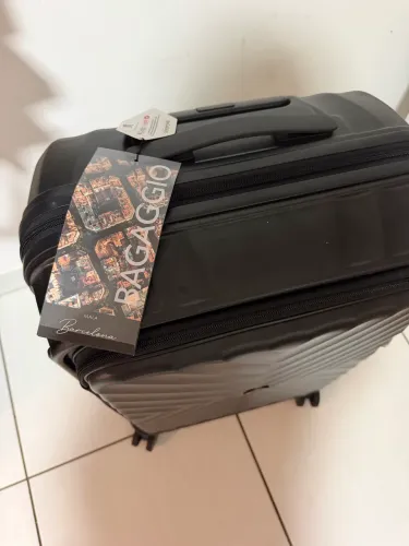 Mala Barcelona Baggagio de 23kg em Policarbonato