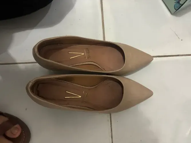 Sapato scarpin visano nude