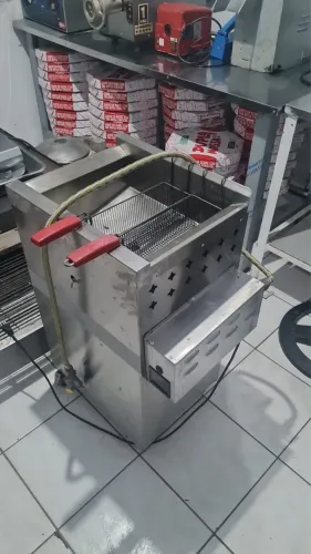 Fritadeira progás automática